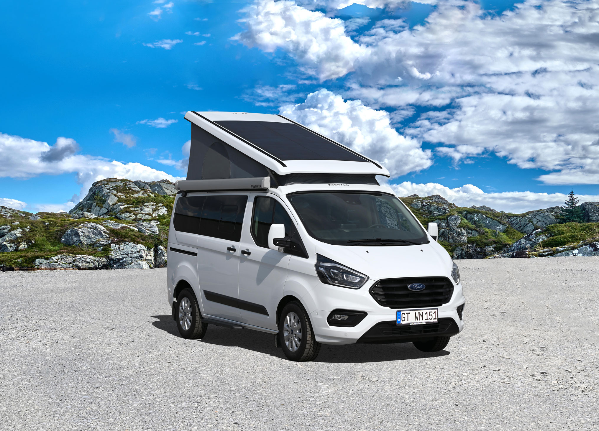 OPES Solutions and Westfalia: Vehicle-integrated photovoltaics enter series production